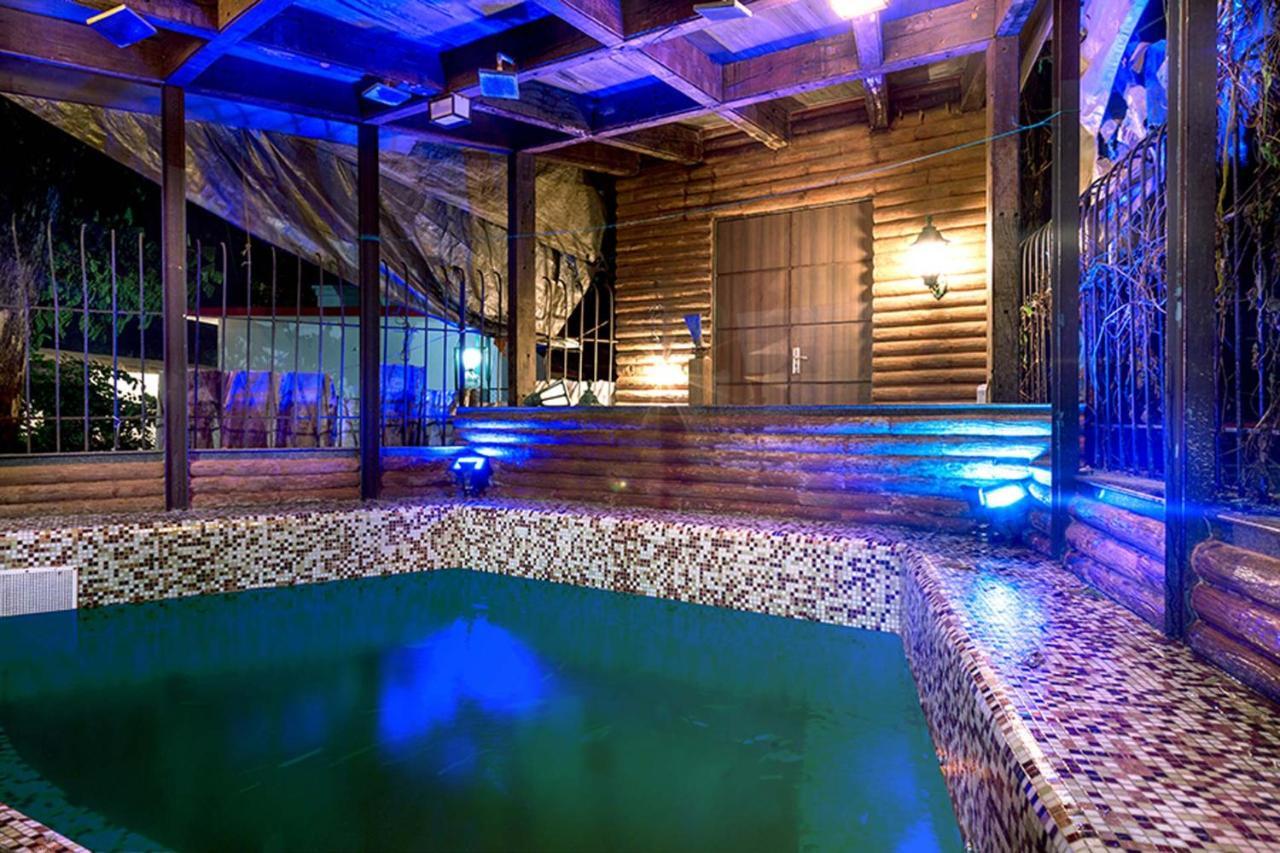 The Boulevard by Stayvista: City-Center Villa with Pool and Spa Lonavala Exterior photo