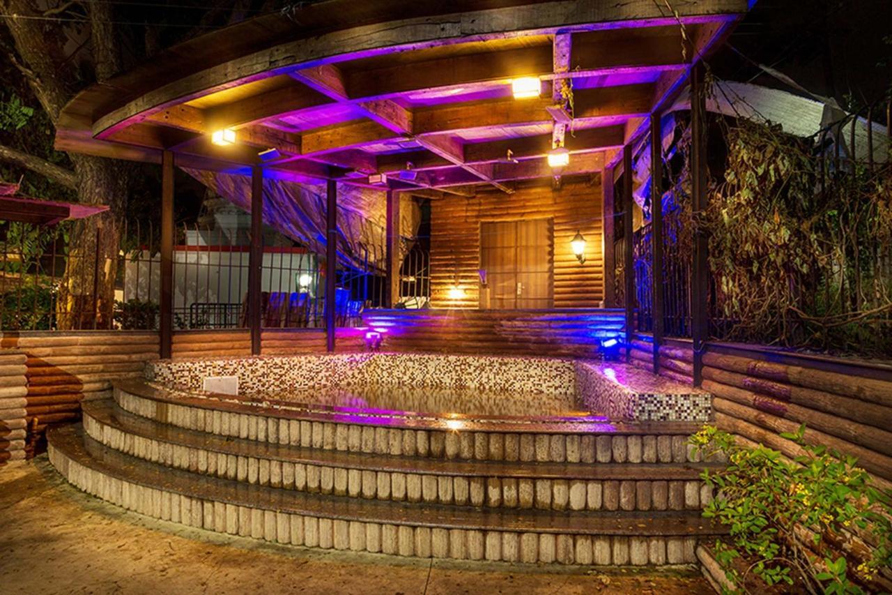 The Boulevard by Stayvista: City-Center Villa with Pool and Spa Lonavala Exterior photo